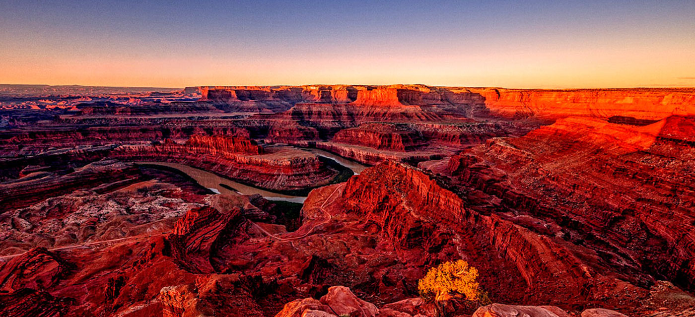 हामी रंग समाधानहरू प्रस्ताव राख्छौं